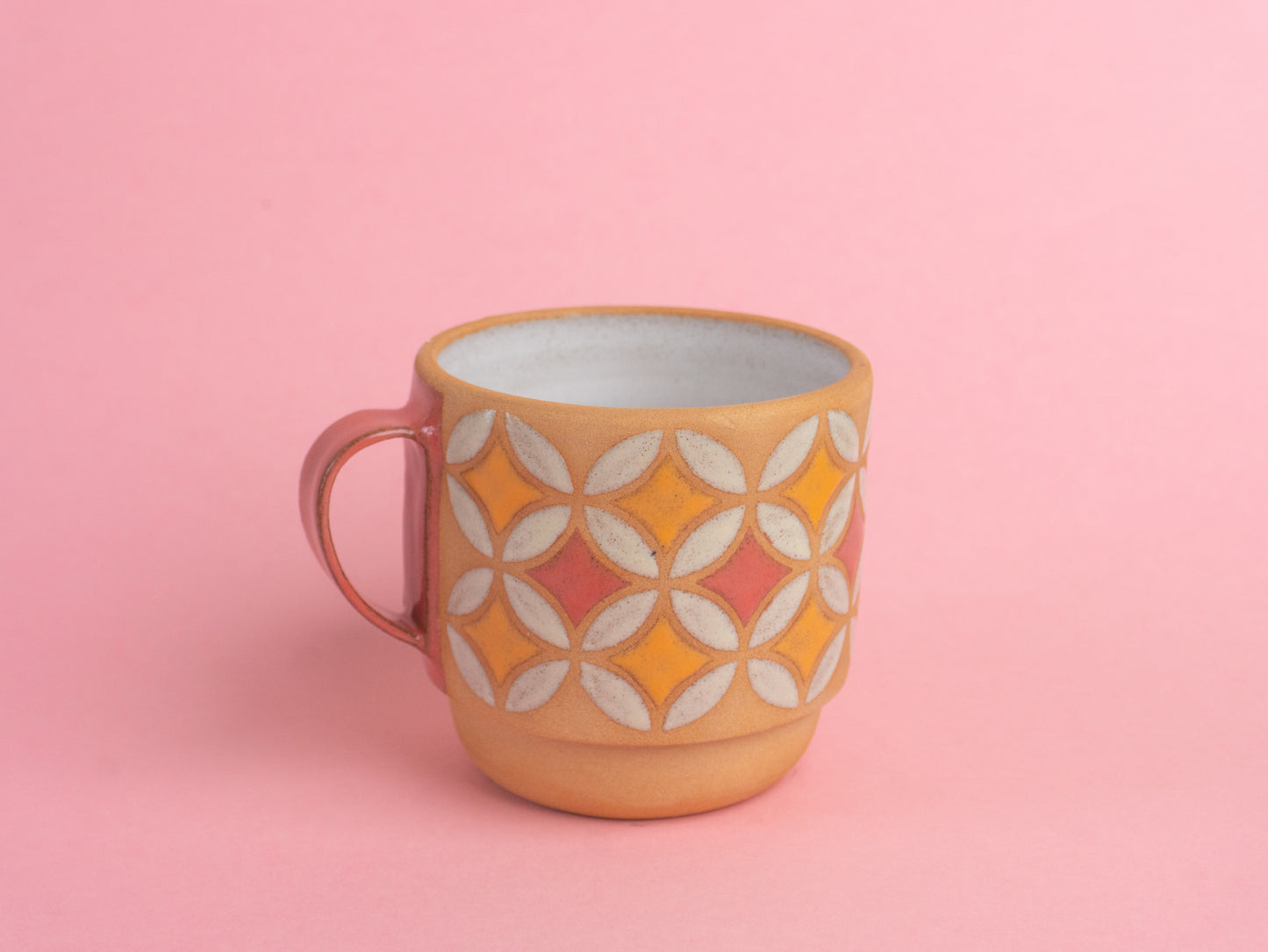 lily mug in coral