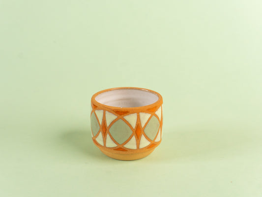 tulip espresso in sage