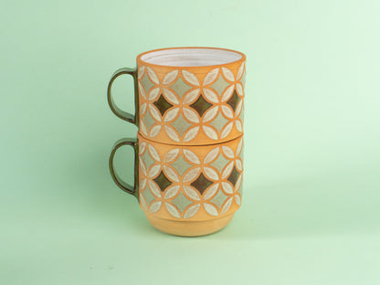 lily mug in green