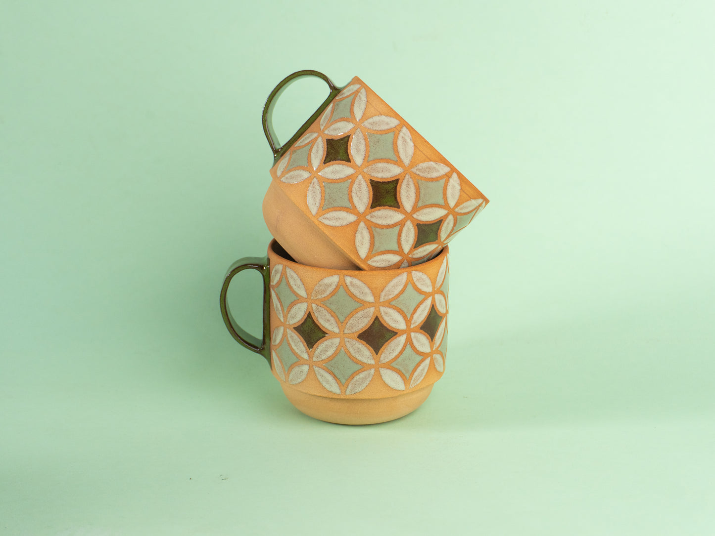 lily mug in green