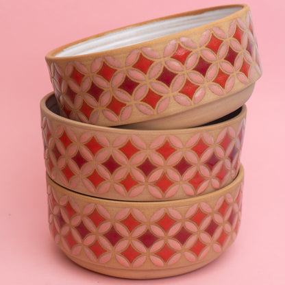 lily bowl in pink