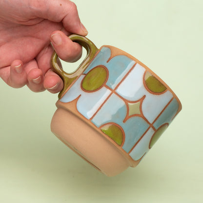 pansy mug in blue