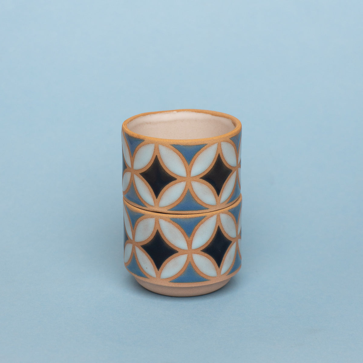 lily espresso in blue