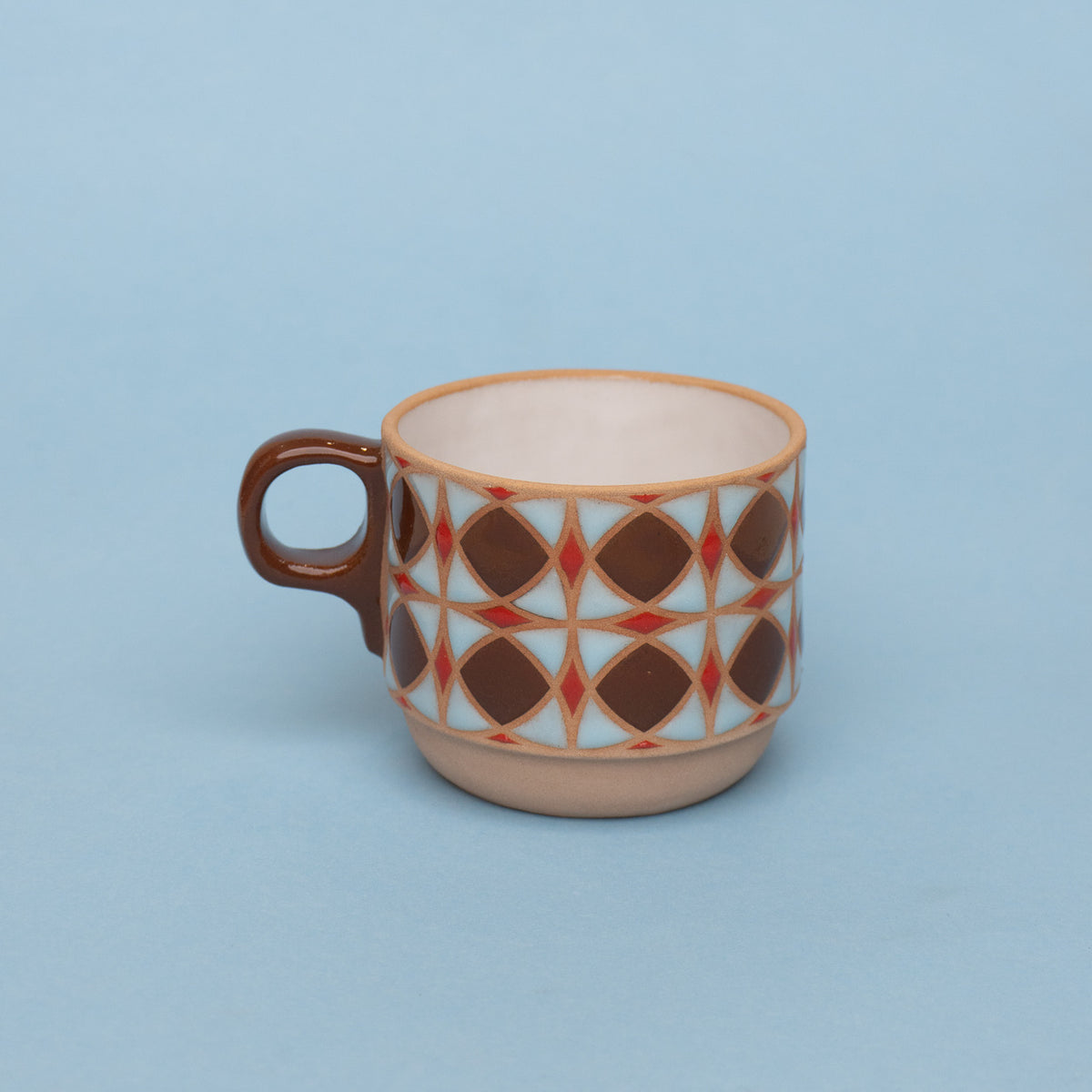 tulip americano in brown